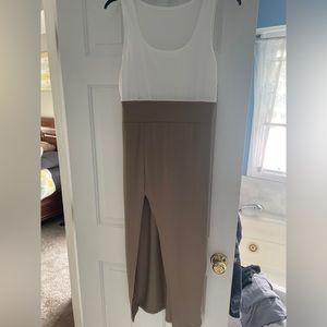 ✨ Women’s Form-fitting SHEIN dress✨